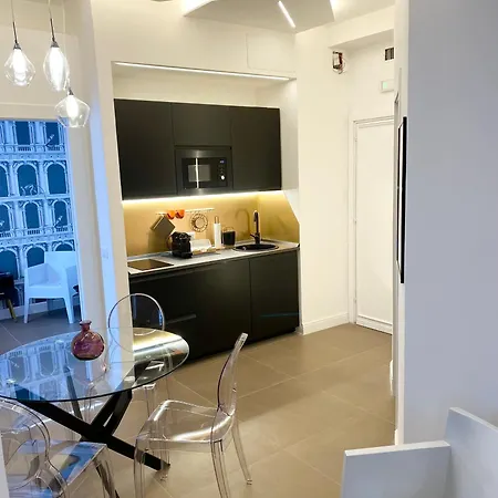 Appartement La Maison, Vicino Al Colosseo! *