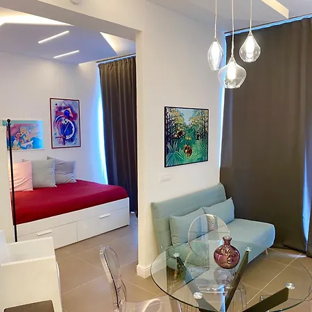 شقة La Maison, Vicino Al Colosseo! روما